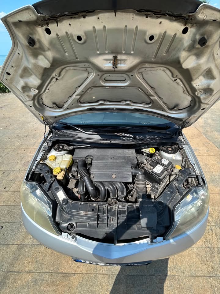 Продается Mazda 2 2004 год