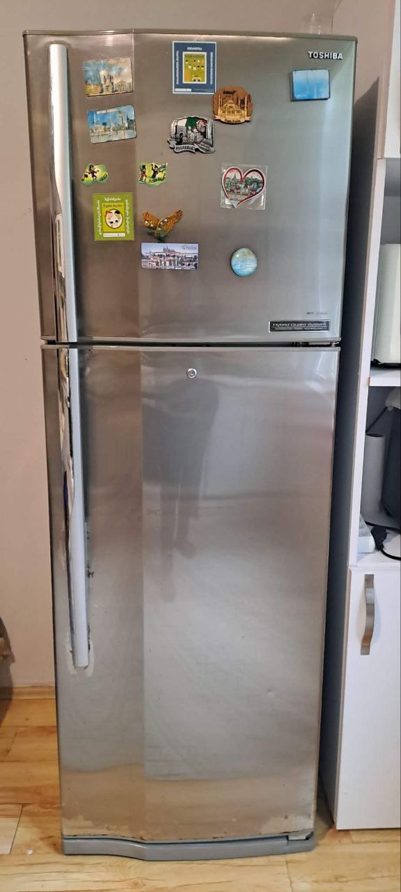 Продается холодильник Toshiba