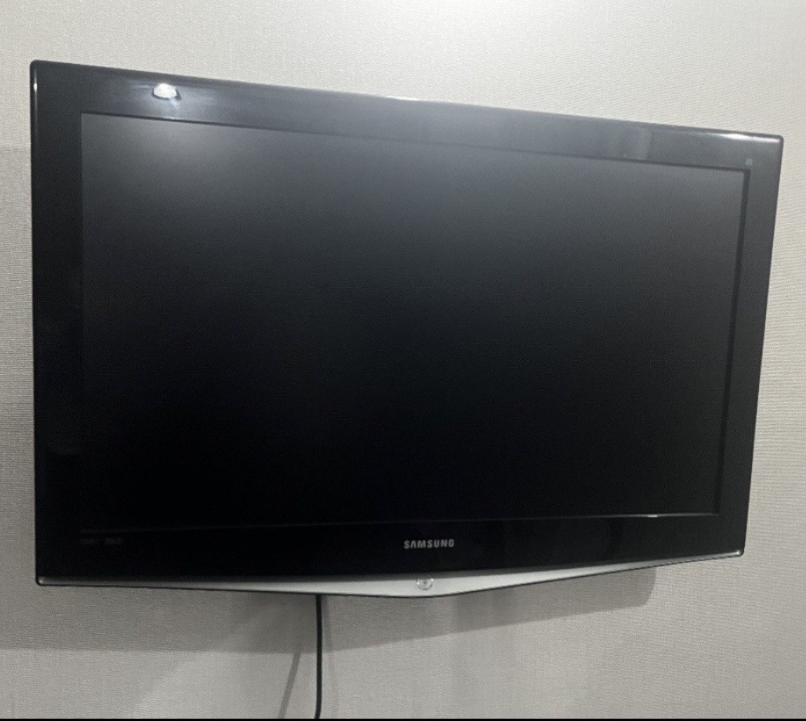 Продам телевизор