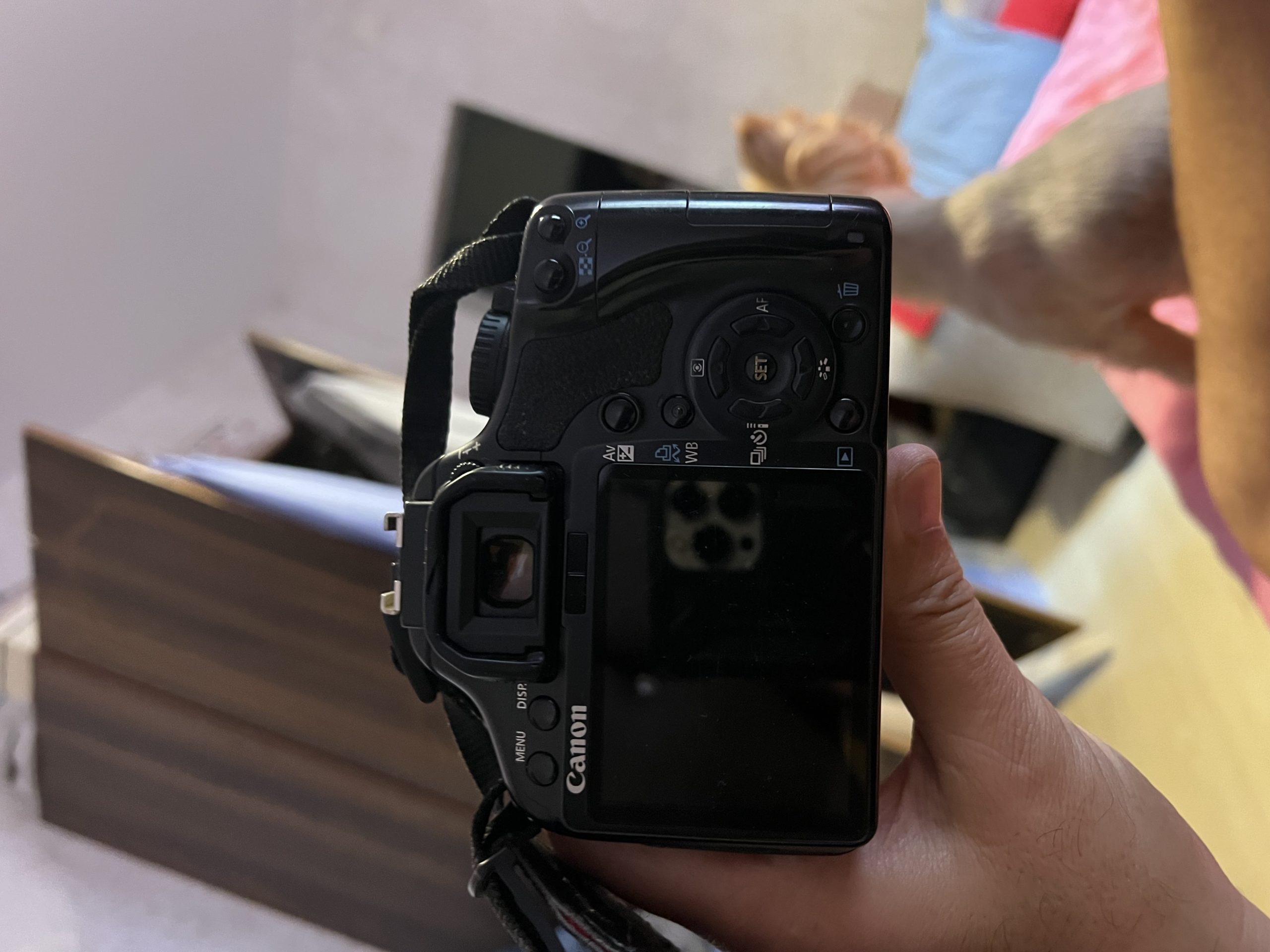 Продаю фотоаппарат Canon EOS 450D