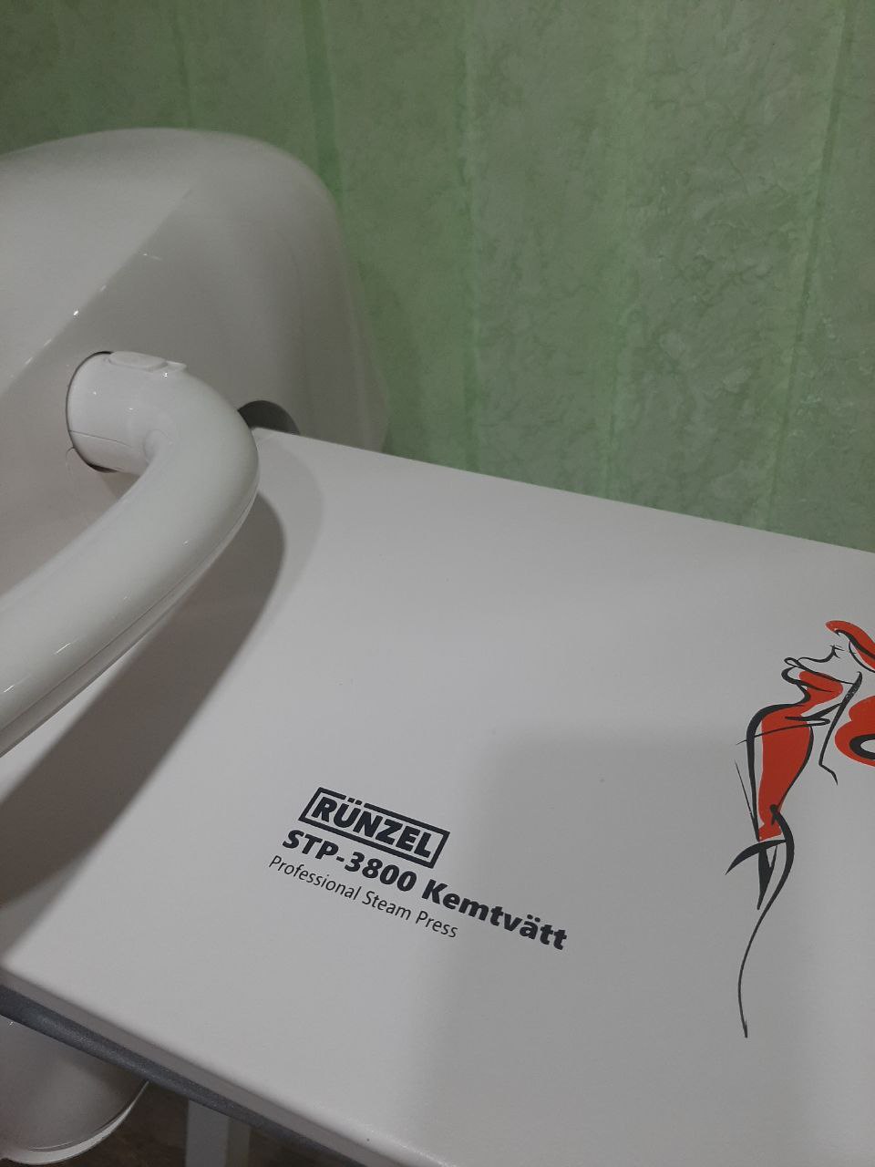 Продам гладильный пресс