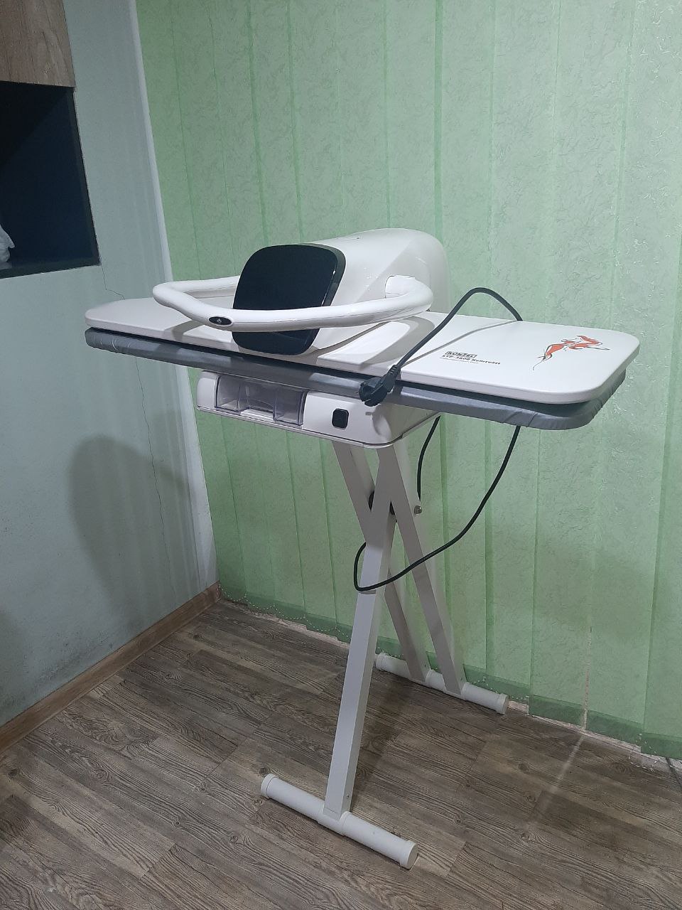 Продам гладильный пресс