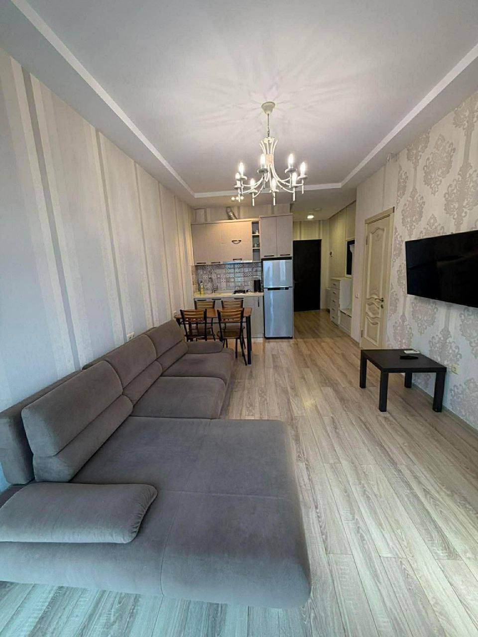 Сдам 1+1. Расположение 1-ая линия