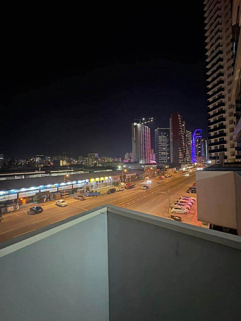 Сдается БОЛЬШАЯ студия с террасой