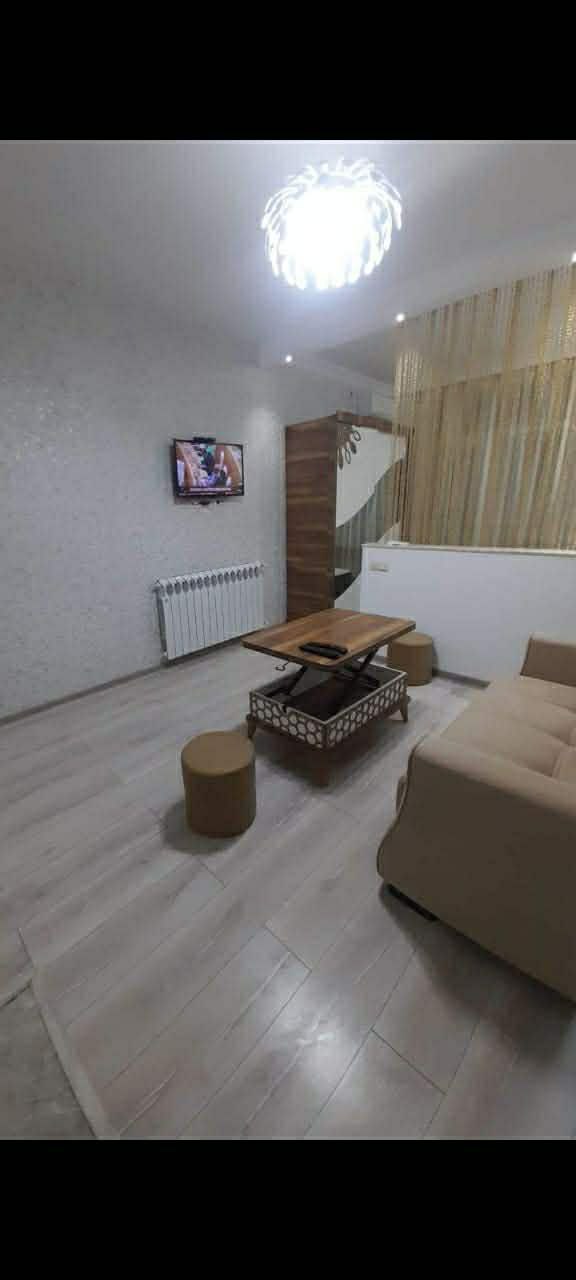 Сдается студия возле Vox