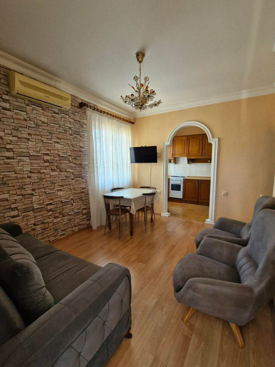 Сдается БОЛЬШАЯ квартира 3+2